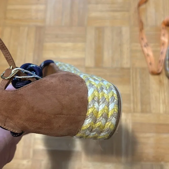 Malone - Picture 10 of 16